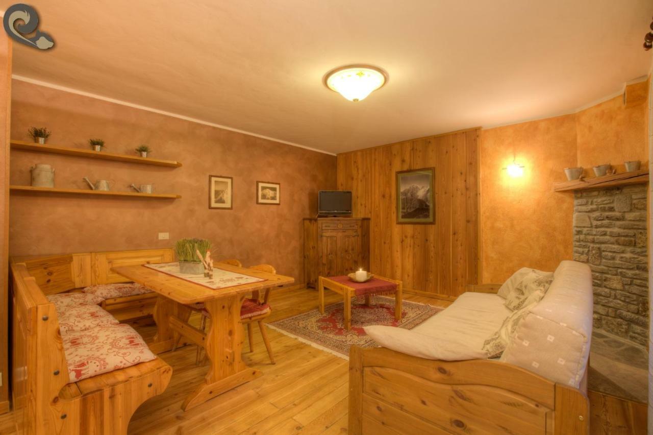 Appartamenti Lo Scoiattolo - Noce E Nocciola เพร-แซงต์-ดีดีเย ภายนอก รูปภาพ